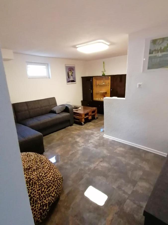 Schoene Einliegerwohnung In Hechingen Esterno foto